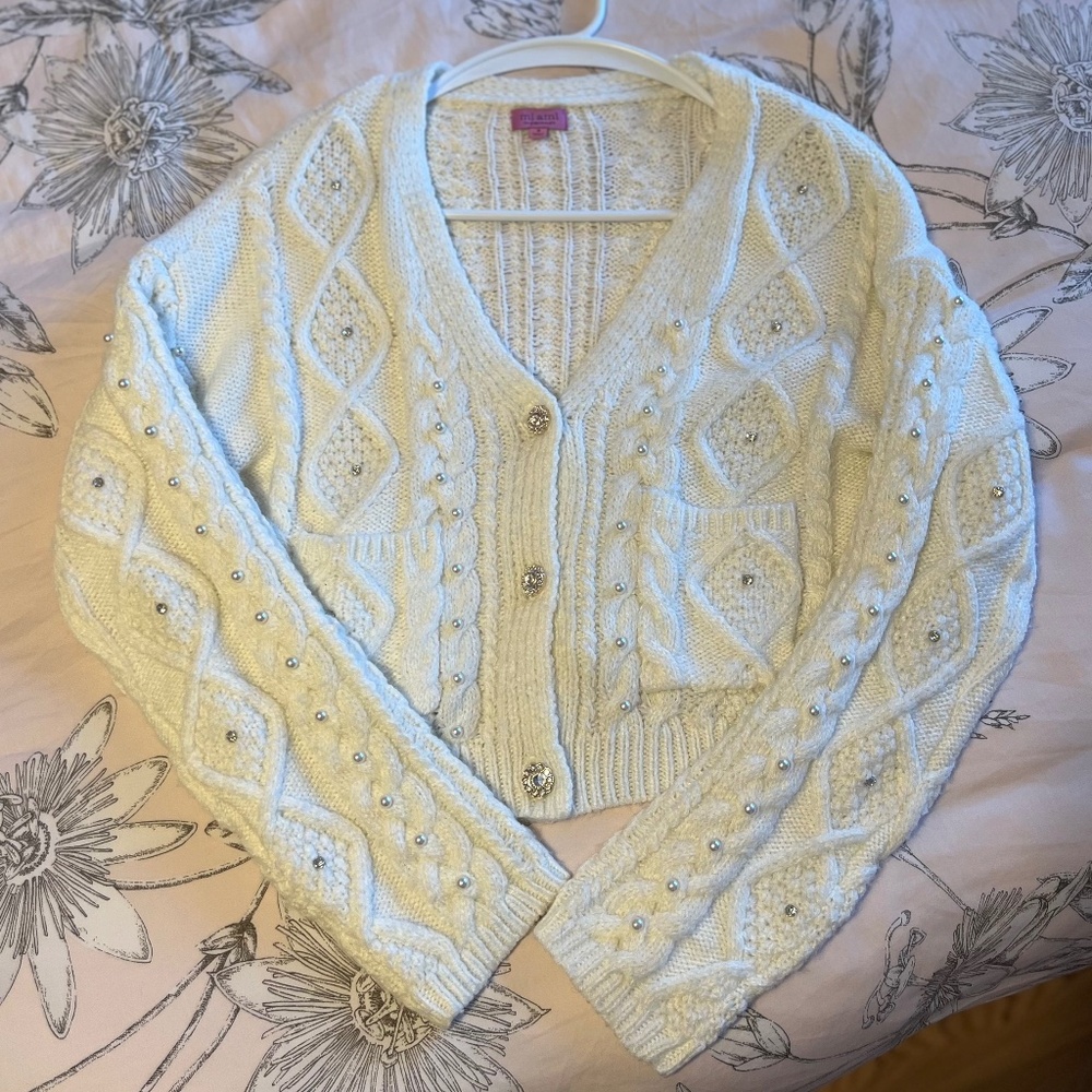 Francesca’s Annamaria Cropped Cable Knit Cardigan pearls + rhinestones Small